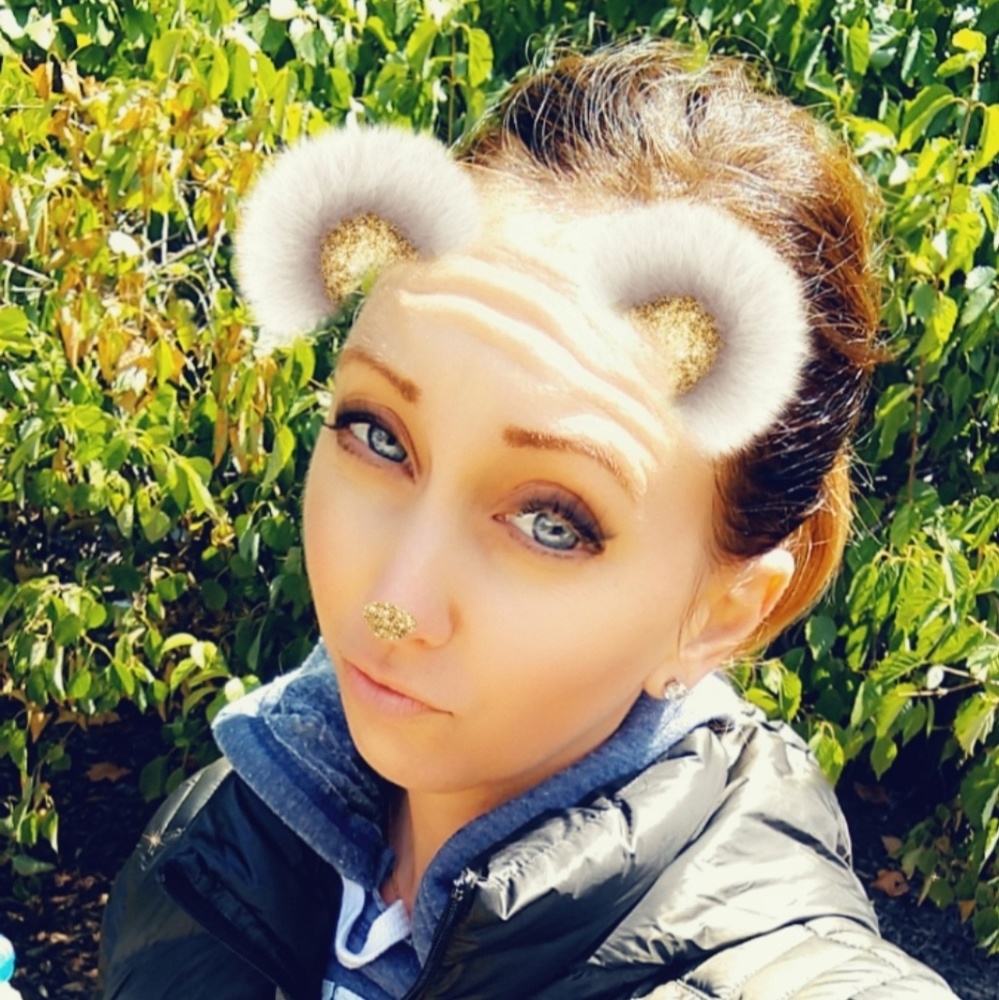 Meet your Posher, Renee